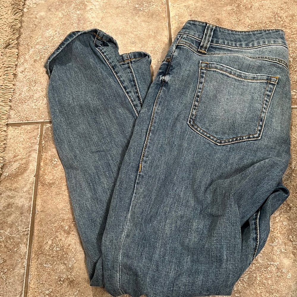 CAbi high straight jean size 8